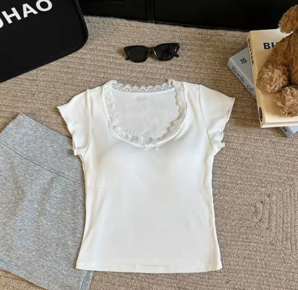 Lace Trim Ribbed Padded Top